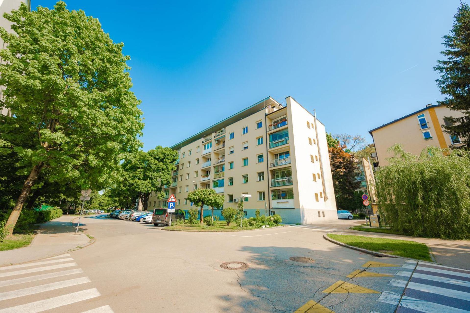 Apartment 396 Ljubljana Ngoại thất bức ảnh